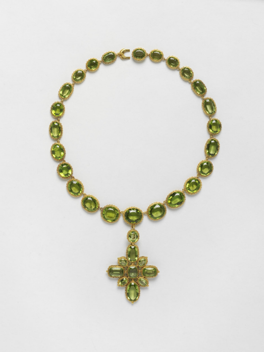 Famous Jewelry: The Cotes Peridot Suite